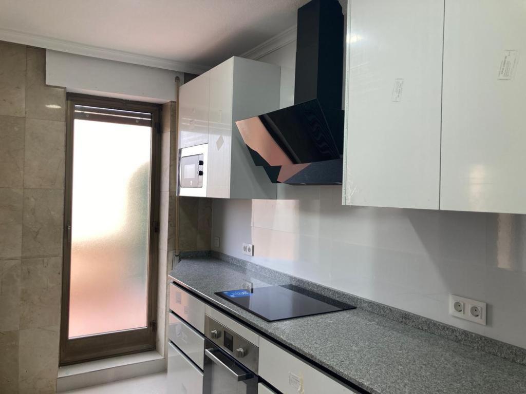 Apartamentos Azafranal-Parking Gratis- Salamanca Ngoại thất bức ảnh