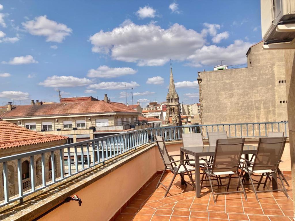Apartamentos Azafranal-Parking Gratis- Salamanca Ngoại thất bức ảnh