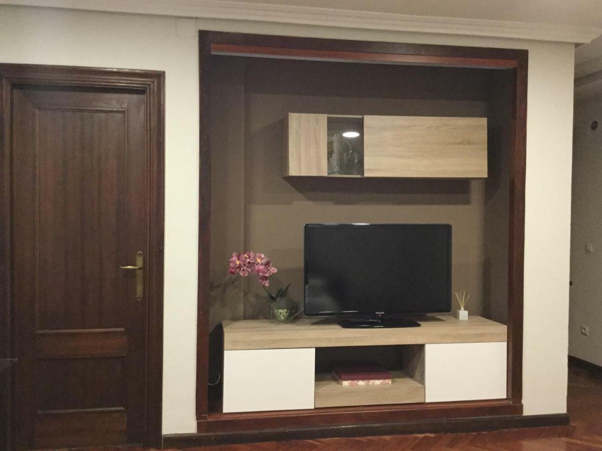 Apartamentos Azafranal-Parking Gratis- Salamanca Ngoại thất bức ảnh