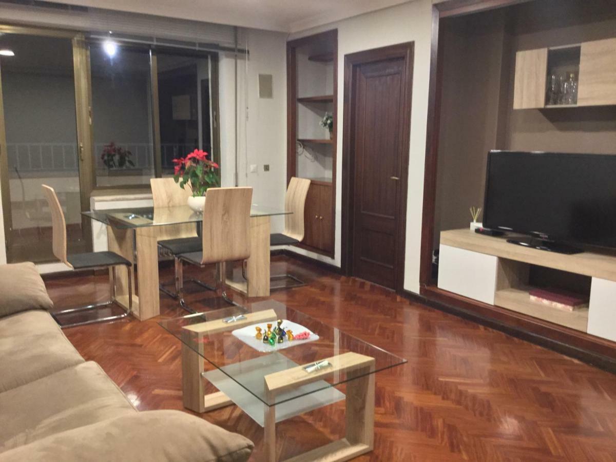 Apartamentos Azafranal-Parking Gratis- Salamanca Ngoại thất bức ảnh